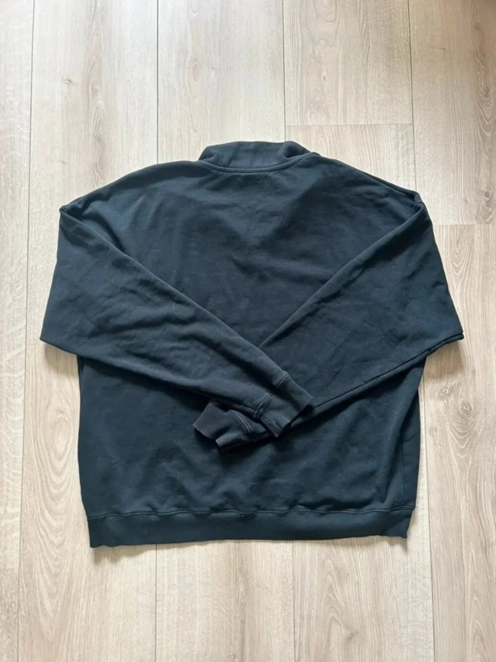 Men's Black Quarter Zip Sweatshirt Size L